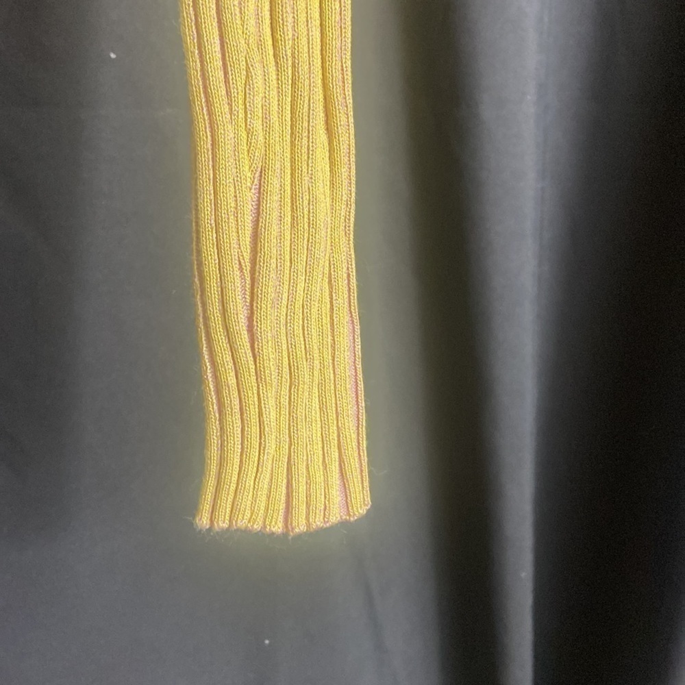 Vigoss Jeans Colorblock Ribbed Crop Sweater - Picture 5 of 9